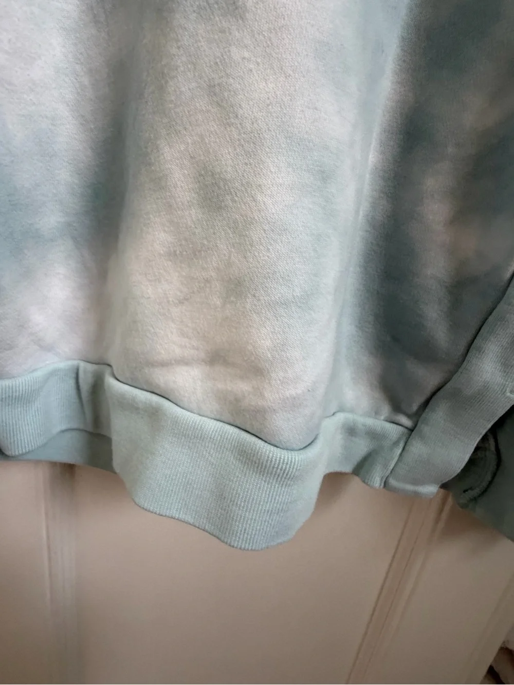 XL girls GAP Kids Mint light blue white yellow dye Crewneck Sweatshirt